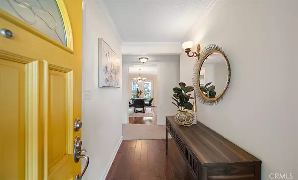 Fullerton, CA 92835,2431 Hartford AVE