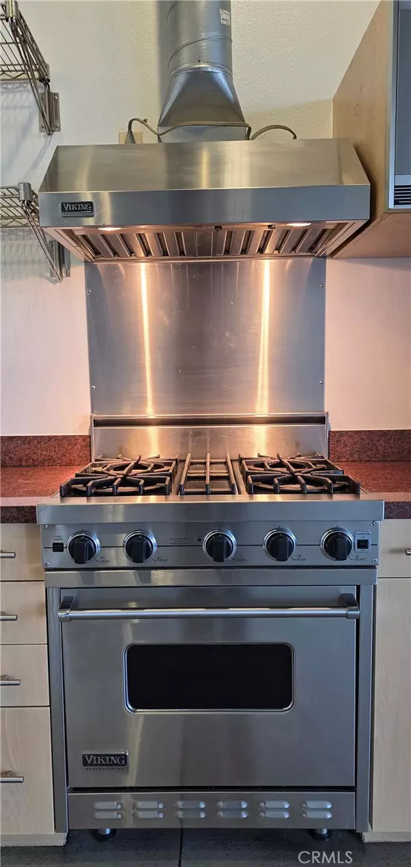 Long Beach, CA 90813,835 Locust #521