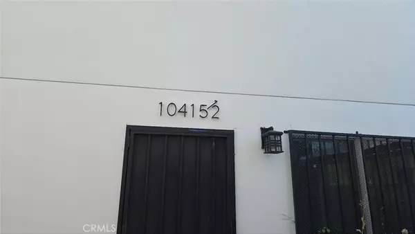 Los Angeles, CA 90003,10415 1/2 Avalon BLVD