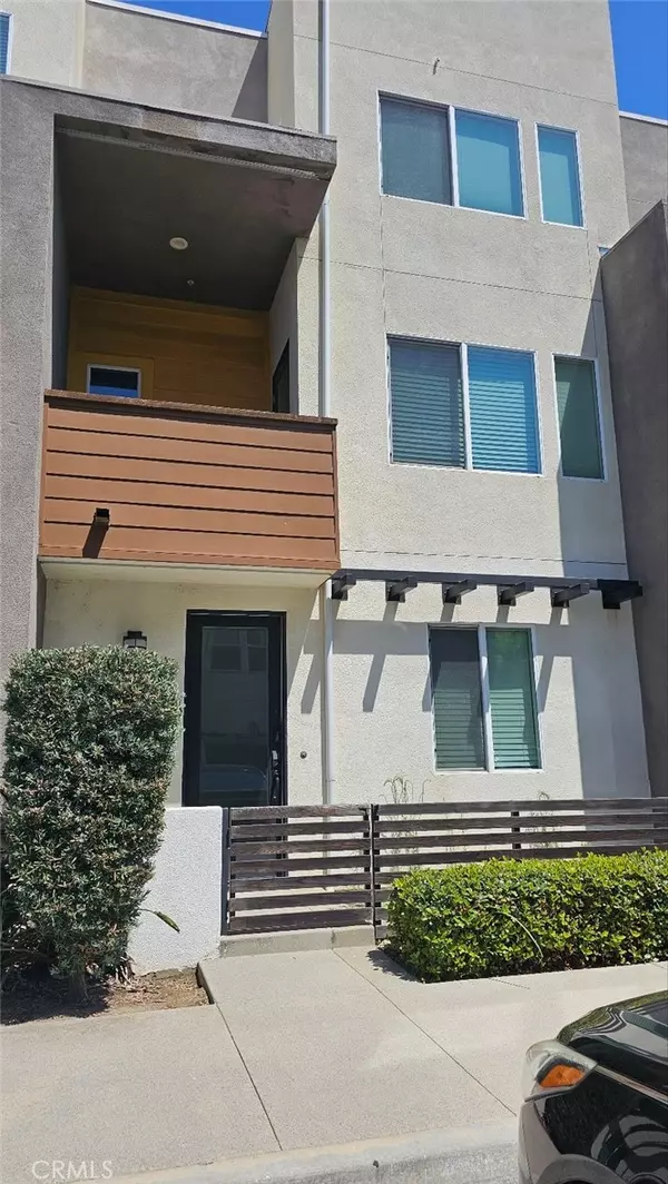 Buena Park, CA 90621,8073 Ackerman