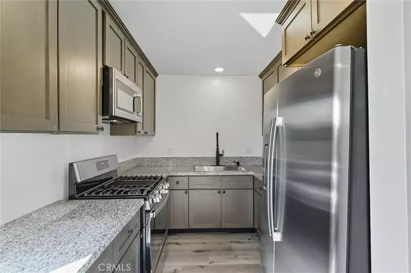 Northridge, CA 91324,19237 Bryant ST #8