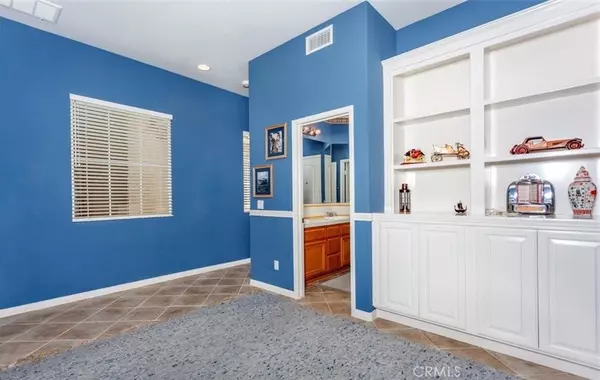 Orange, CA 92869,910 N Big Sky LN