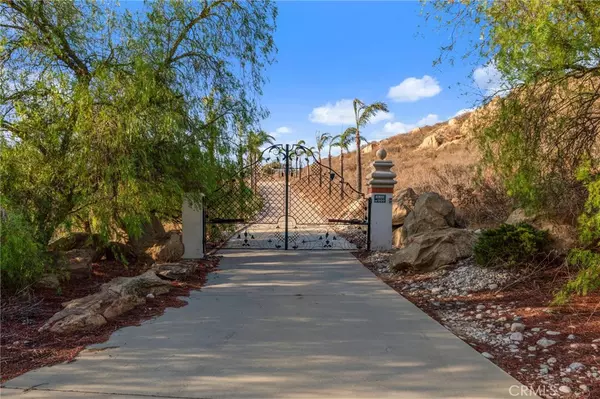 Colton, CA 92324,1798 Center ST