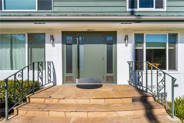 Long Beach, CA 90815,5390 5390 E Oleta #2