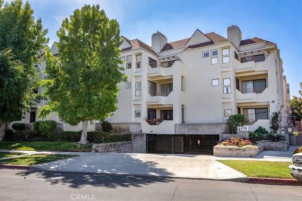 Long Beach, CA 90807,3913 N Virginia Road #108