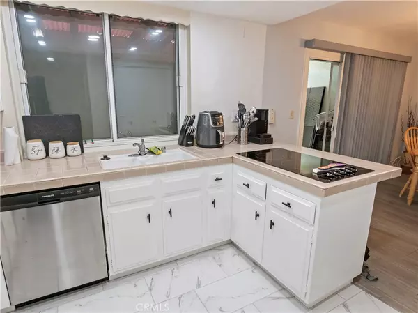 Inglewood, CA 90305,3500 W Manchester #450