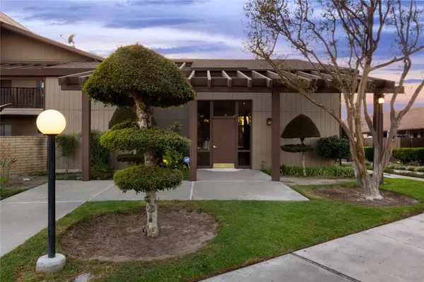 Anaheim, CA 92801,278 N Wilshire AVE #A10