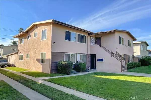 Santa Ana, CA 92707,2516 2516 S Rosewood