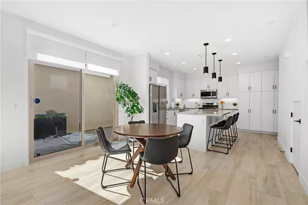 La Quinta, CA 92253,80413 Redstone