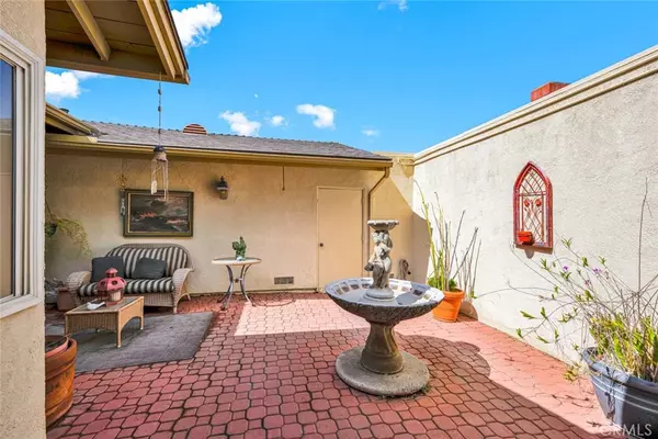 Irvine, CA 92603,18816 Saginaw DR