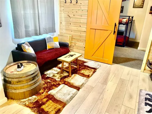 Big Bear City, CA 92314,237 E Big Bear