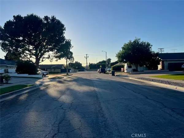 Placentia, CA 92870,425 Lewis PL