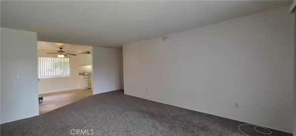 Huntington Beach, CA 92647,6600 Warner AVE #56