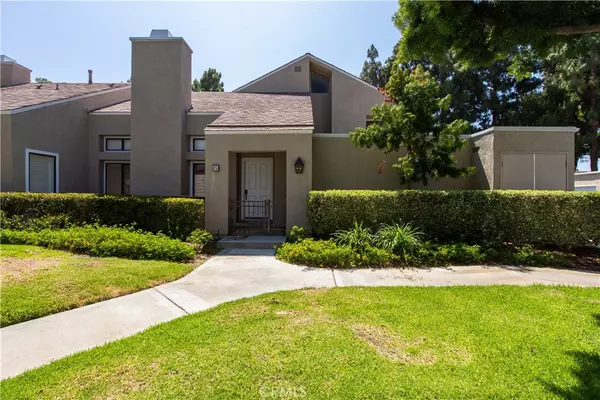 26 Claret #40, Irvine, CA 92614