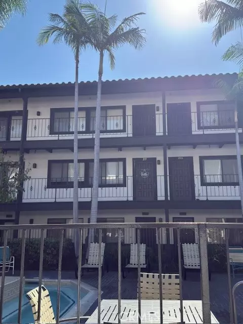 Fountain Valley, CA 92708,17200 Newhope ST #217