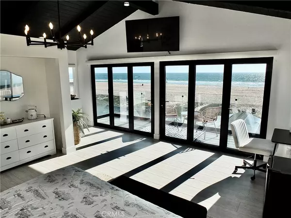 Huntington Beach, CA 90742,16765 S Pacific AVE #'B'