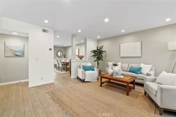 Seal Beach, CA 90740,329 Regatta Way