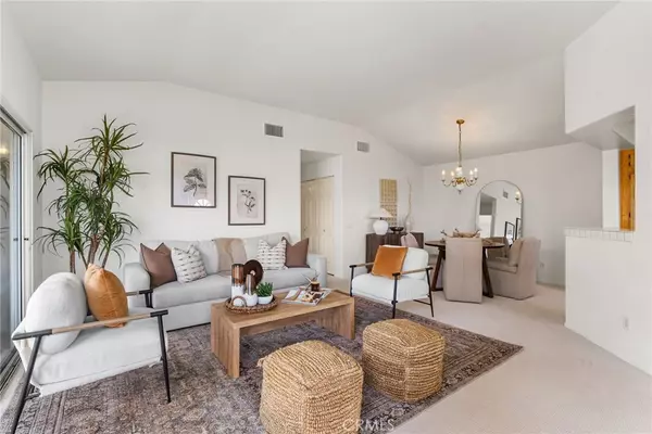 Anaheim Hills, CA 92808,8123 E Oak Ridge CIR