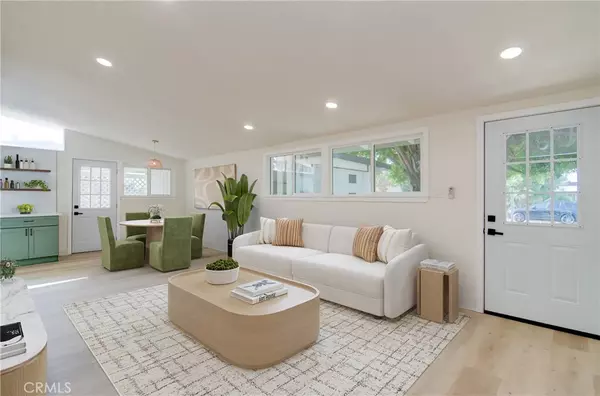 Riverside, CA 92503,3881 Manchester PL