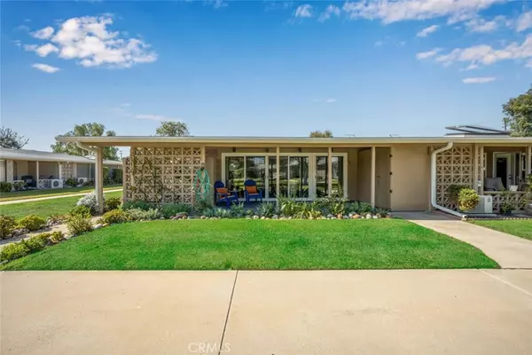 Seal Beach, CA 90740,13160 Nassau DR #211L