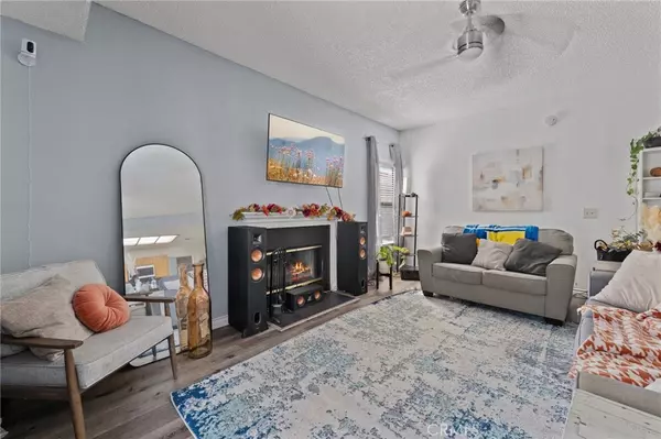 Palmdale, CA 93552,37900 52nd E