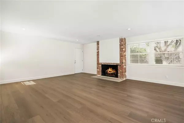 North Tustin, CA 92705,18642 Beachmont