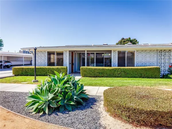 Seal Beach, CA 90740,1661 Monterey RD #16-L