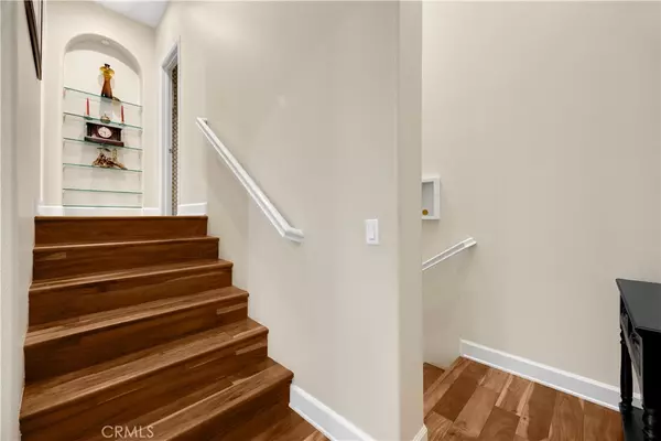 Corona, CA 92883,4449 Owens