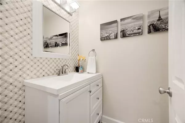 Corona, CA 92883,4449 Owens