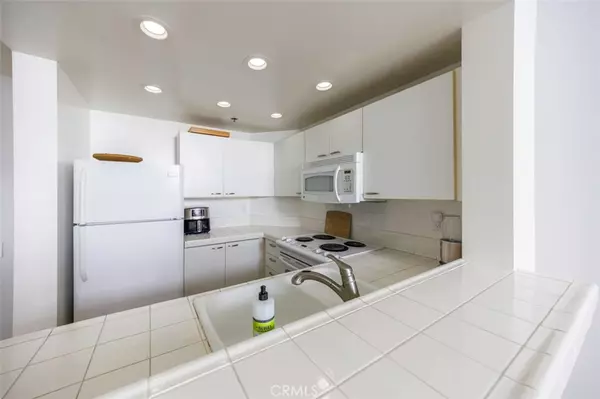 Long Beach, CA 90802,525 E Seaside WAY #1911