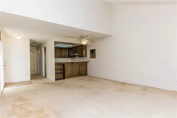 Norwalk, CA 90716,21327 Norwalk