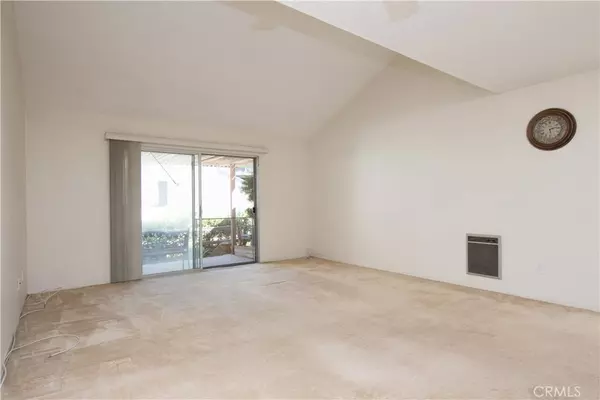 Norwalk, CA 90716,21327 Norwalk