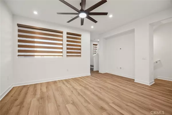 Santa Ana, CA 92701,653 S Lyon ST