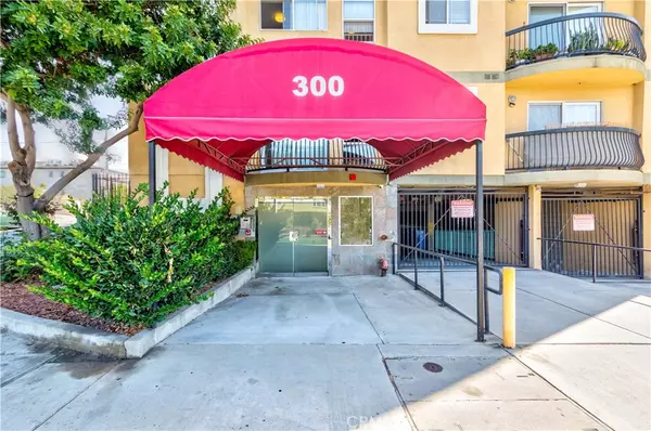 Los Angeles, CA 90020,300 S Westmoreland #302