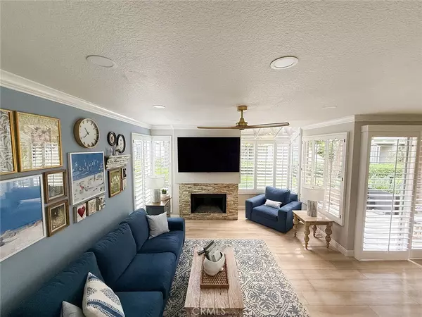 Newport Beach, CA 92660,104 Baycrest