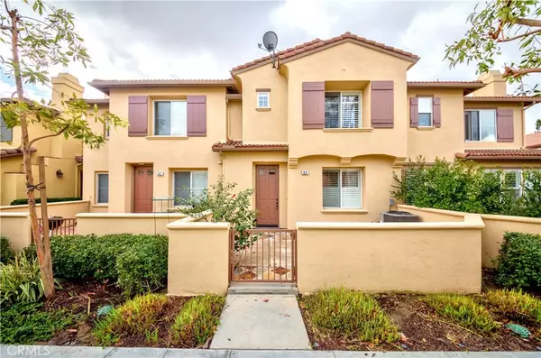 Irvine, CA 92602,84 Topaz