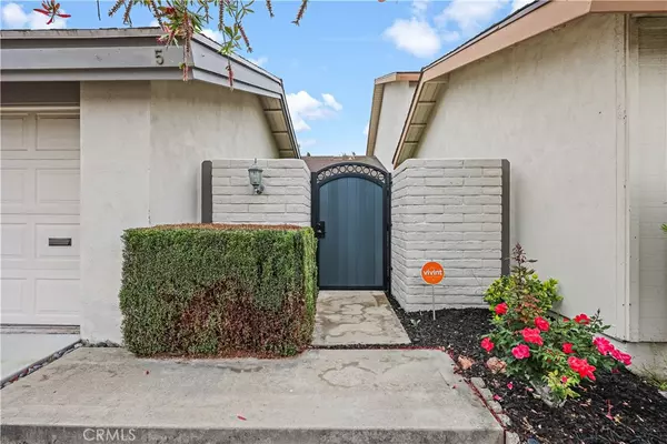 Irvine, CA 92612,5 Chicory WAY