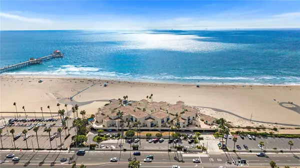 Huntington Beach, CA 92648,711 Pacific Coast #330