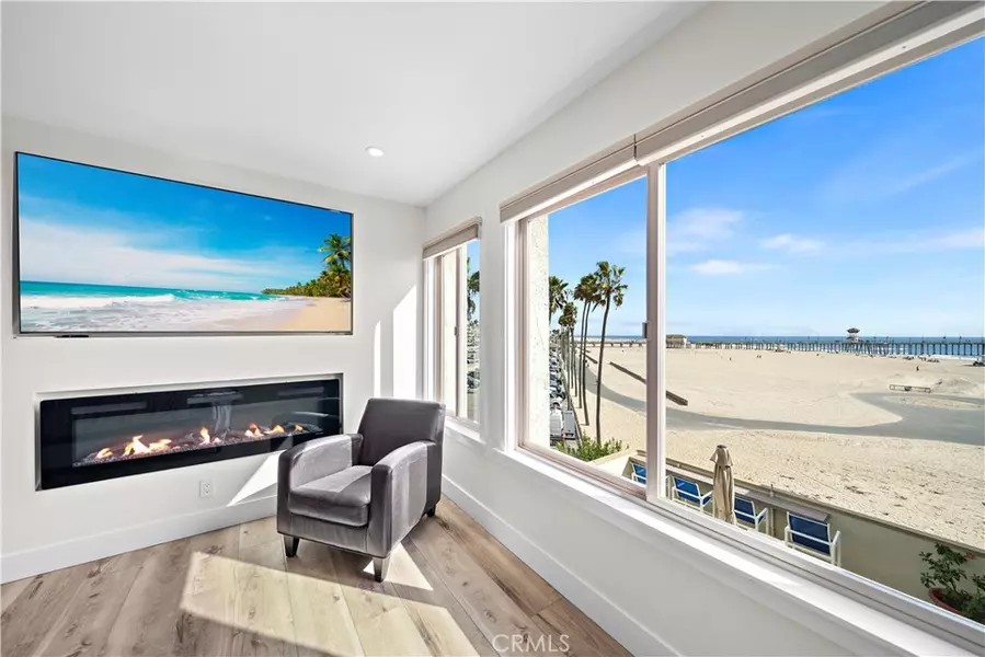 711 Pacific Coast #330, Huntington Beach, CA 92648