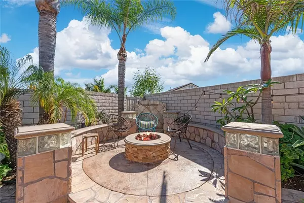 Placentia, CA 92870,1524 Larsen LN