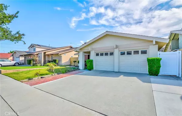 Cerritos, CA 90703,17502 De Oro CT