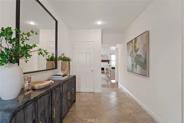 Long Beach, CA 90815,6809 E El Progreso ST