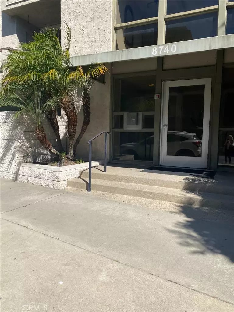 Playa Del Rey, CA 90293,8740 Tuscany #211