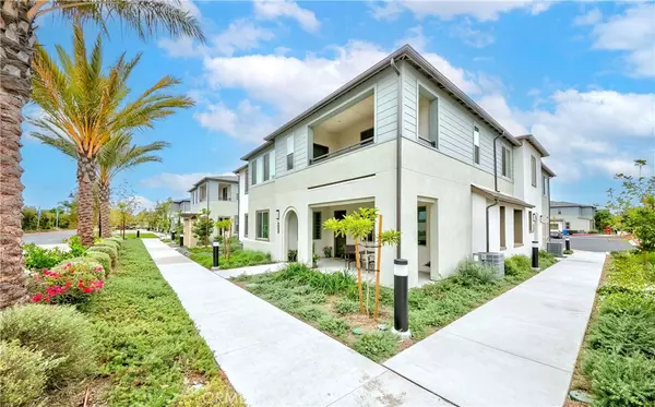 5000 Clementine Lane, Cypress, CA 90630