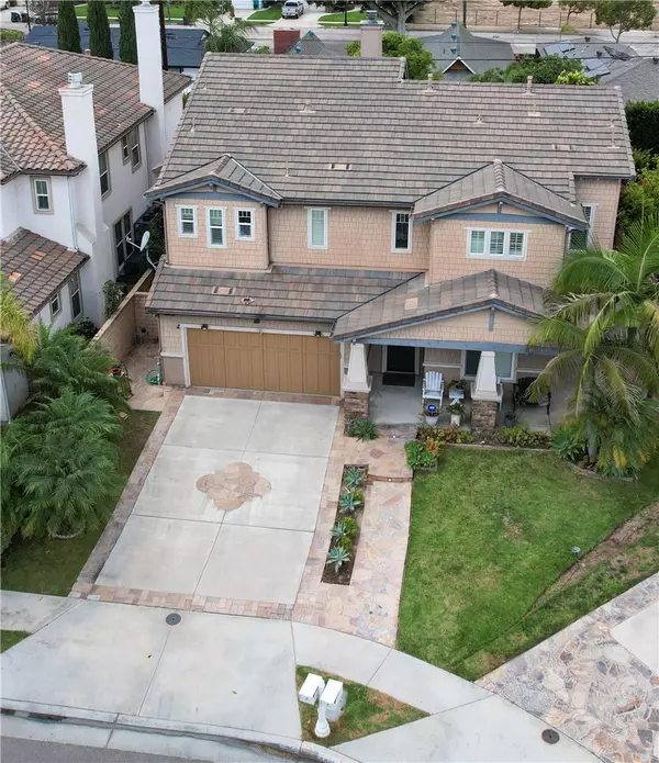 Santa Ana, CA 92706,2850 N Stone Pine