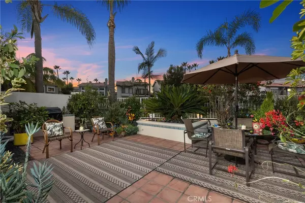 Long Beach, CA 90803,323 Empire Landing