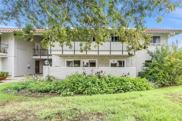 Laguna Woods, CA 92637,2260 Via Puerta #C