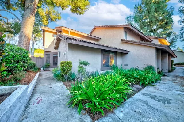 Fullerton, CA 92833,2410 Plaza De Vista