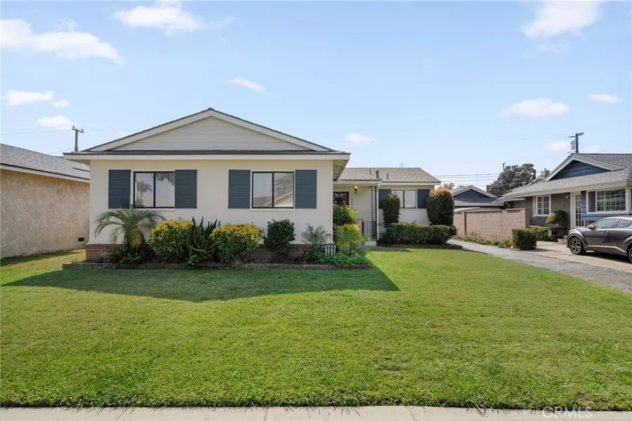 6016 Charlwood ST, Lakewood, CA 90713