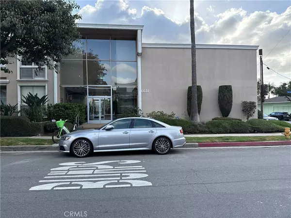 6601 Springpark #14, Los Angeles, CA 90056